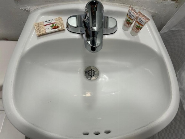 Budget Inn Hollywood image 37