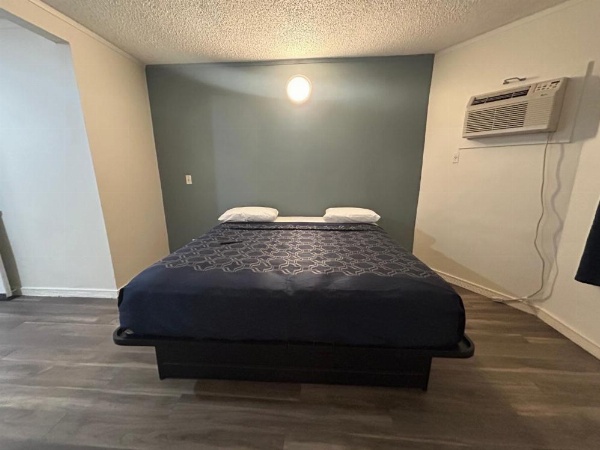 Budget Inn Hollywood image 53